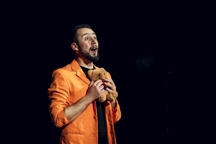 Gwilym Bugeja Comedy Magician Malta