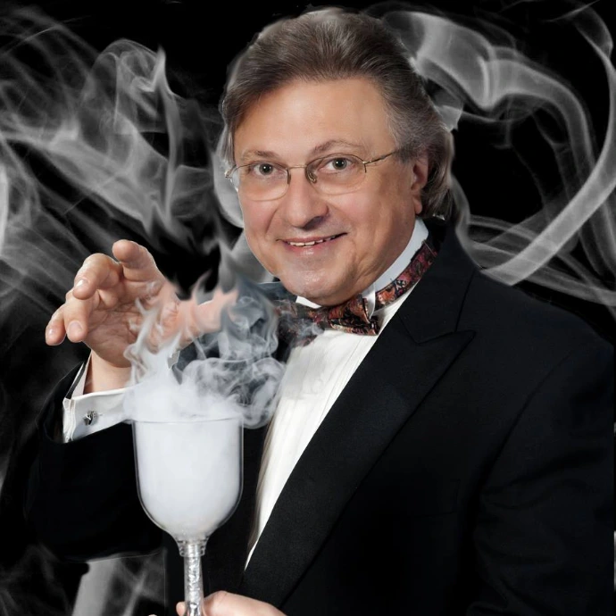 Vanni Pule' Magic Consultant